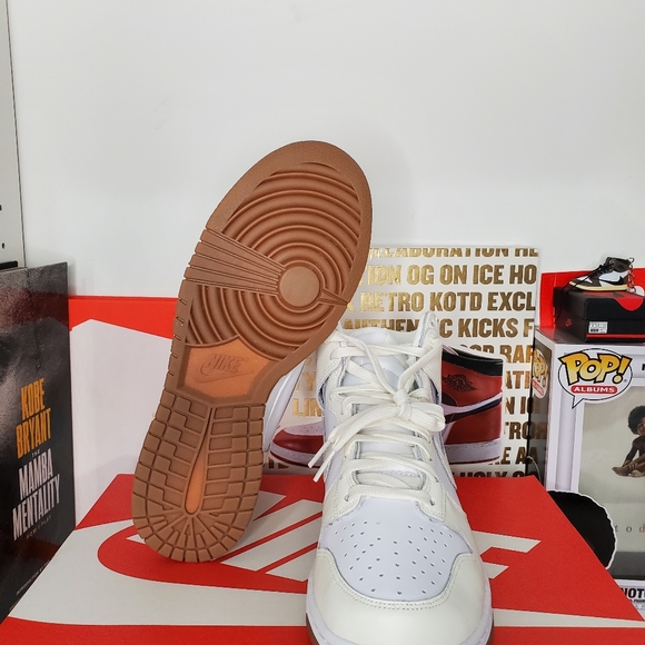 Nike Dunk High Sail Gum - Picture 3 of 4